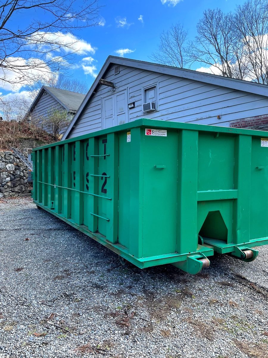 10 yard heavy roll-off dumpster container for concrete and masonry